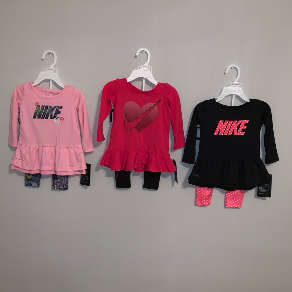 Nike Baby girl outfits 3 Size 12mo